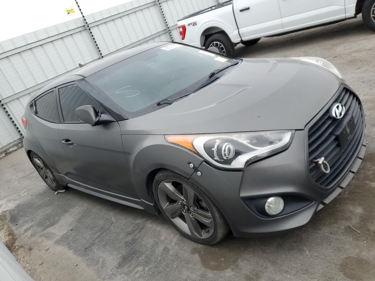 VIN KMHTC6AE9FU229565 2015 HYUNDAI VELOSTER no.4