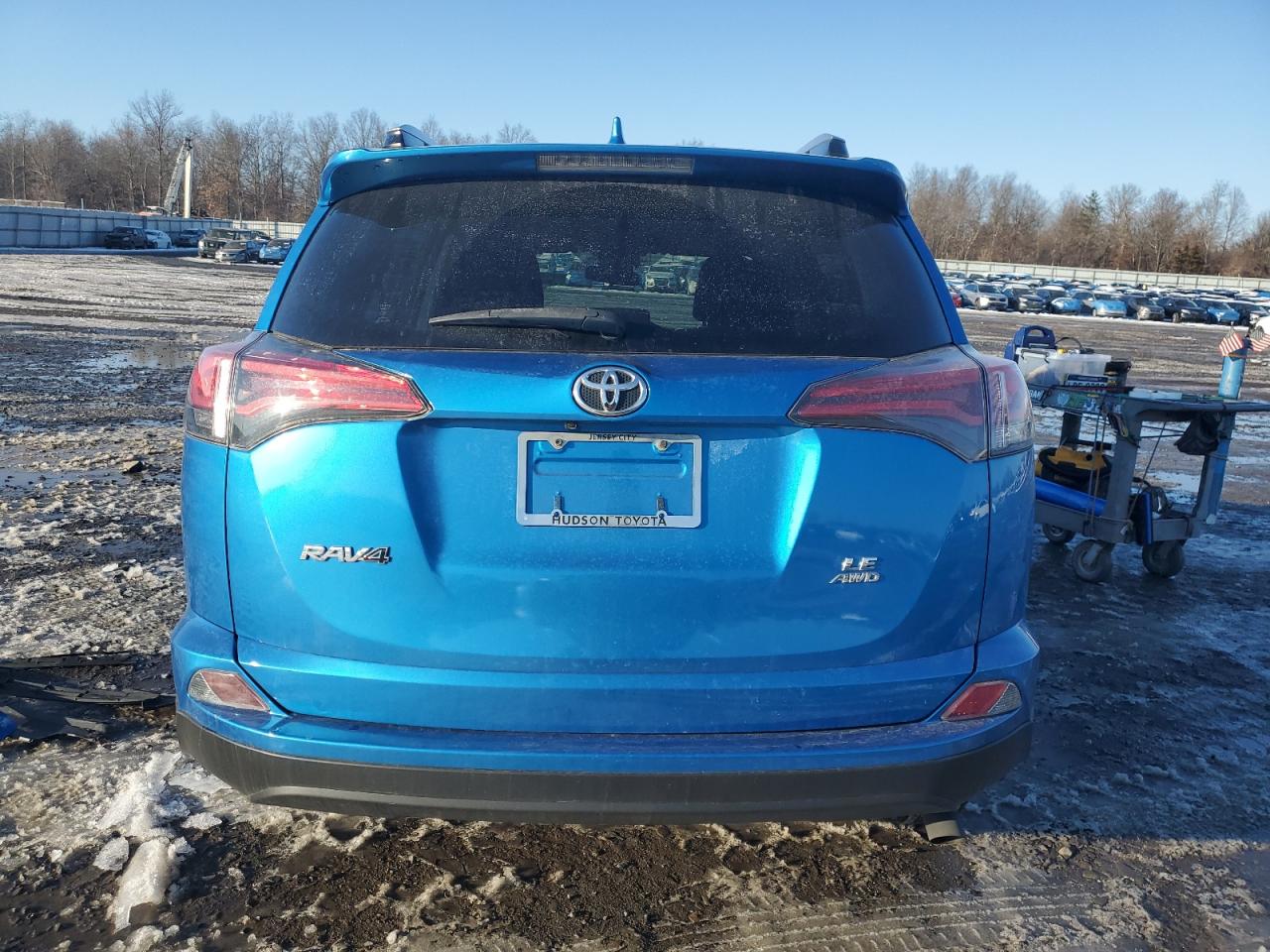 2018 Toyota RAV 4 - Image 6