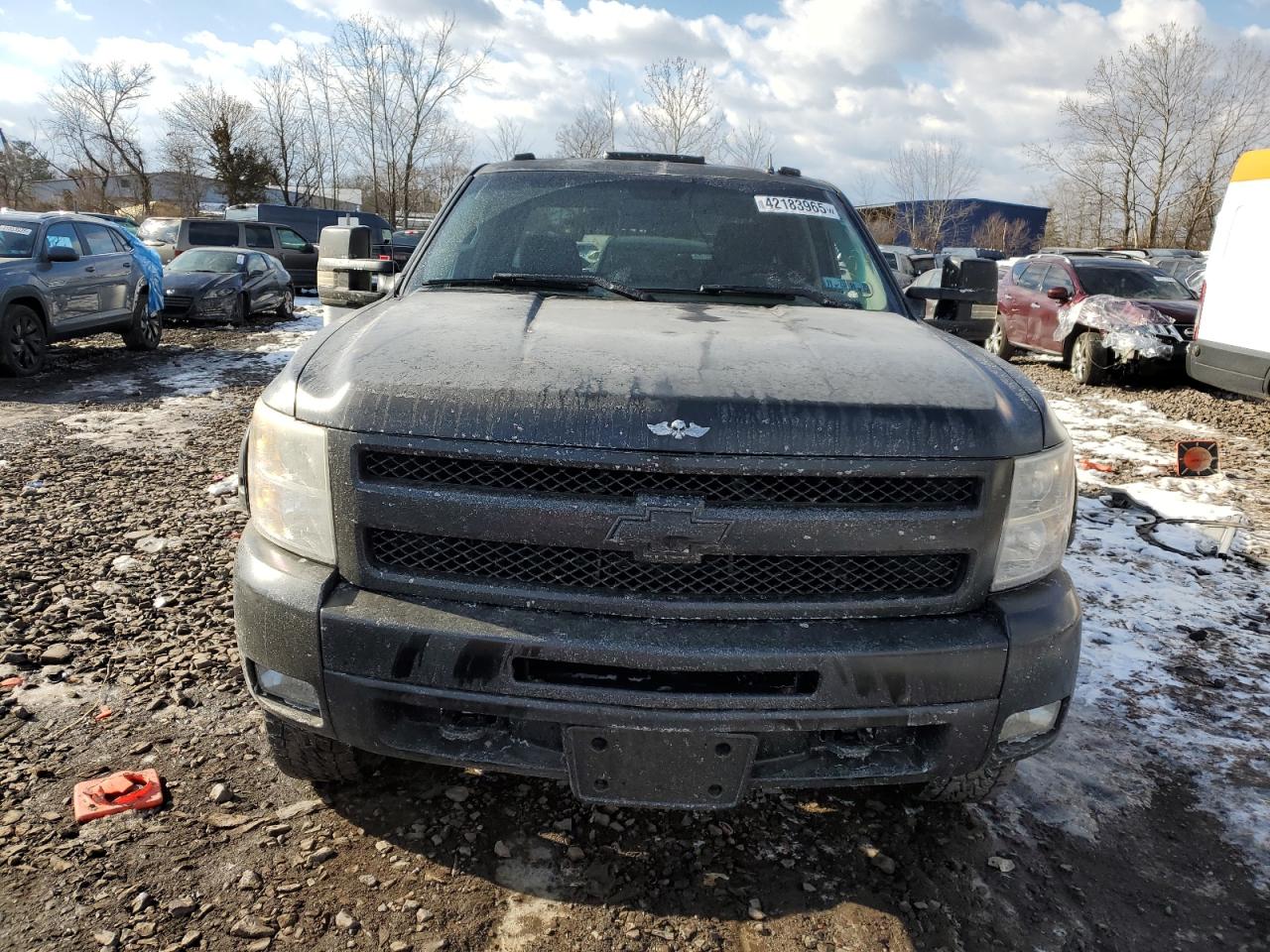2011 Chevrolet Silverado - Image 5