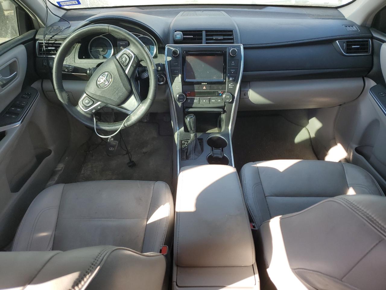 2017 Toyota Camry - Image 8