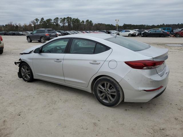  HYUNDAI ELANTRA 2018 Сріблястий