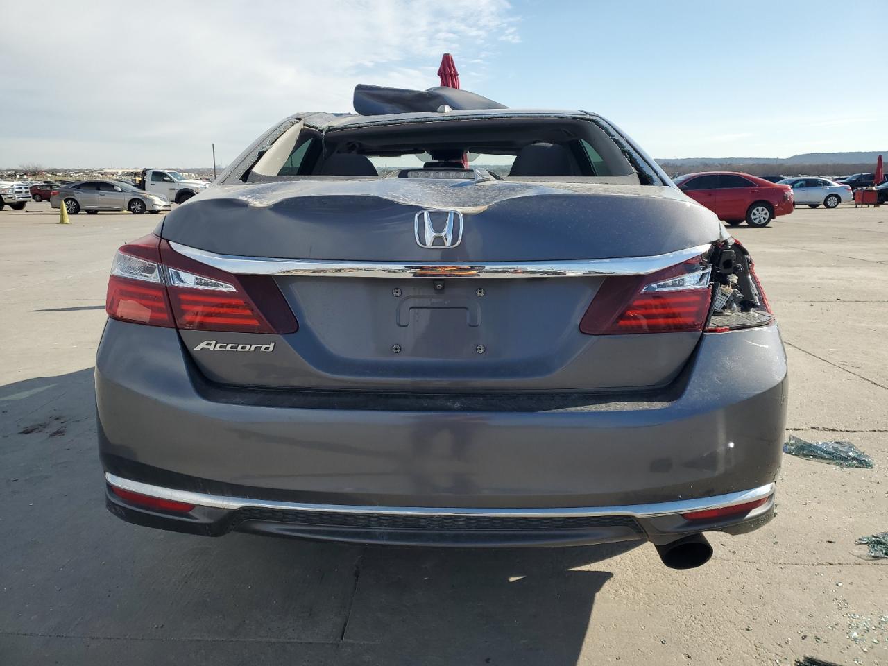 VIN 1HGCR2F86HA028257 2017 HONDA ACCORD no.6