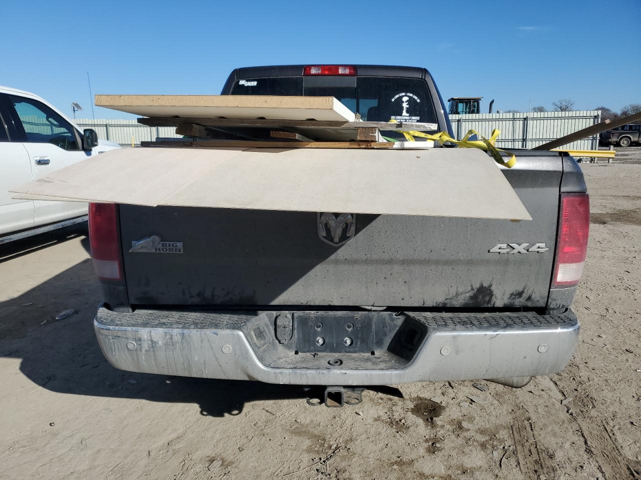 2018 RAM 1500 - Image 6