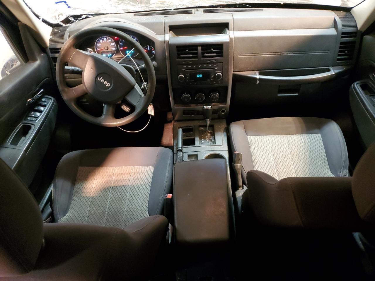 2009 Jeep Liberty (North America) - Image 8