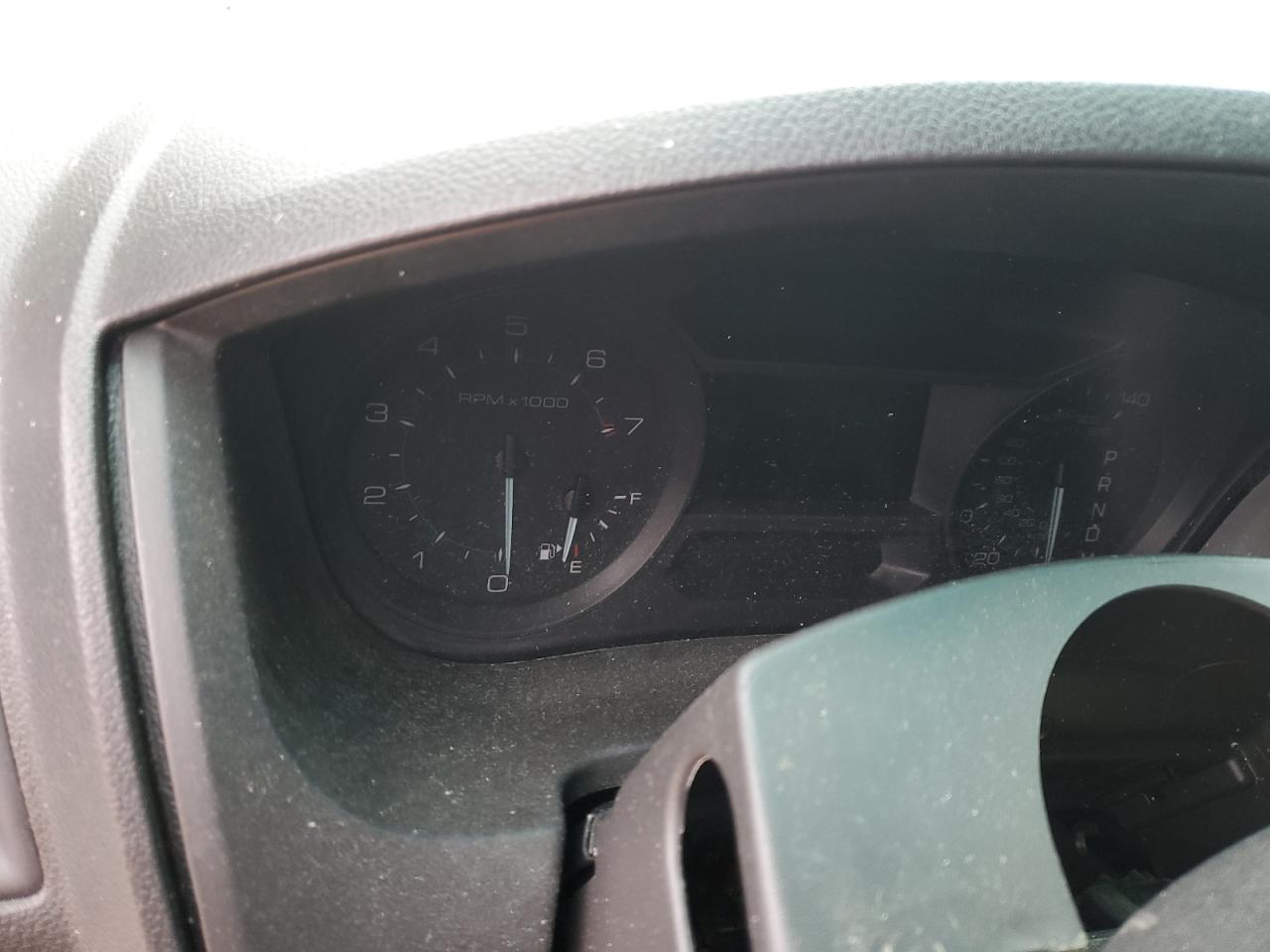 2013 Ford Explorer - Image 9