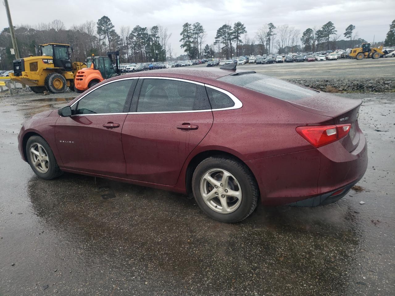 2016 Chevrolet Malibu - Image 2