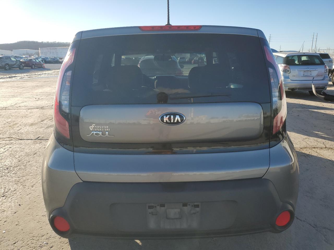 VIN KNDJN2A27G7307264 2016 KIA SOUL no.6