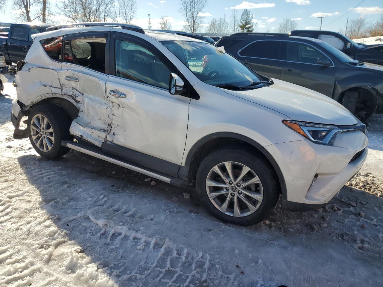 2017 Toyota RAV 4 - Image 4