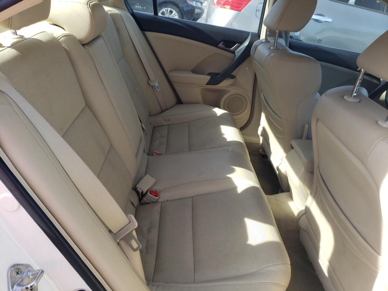 2010 Acura TSX - Image 10