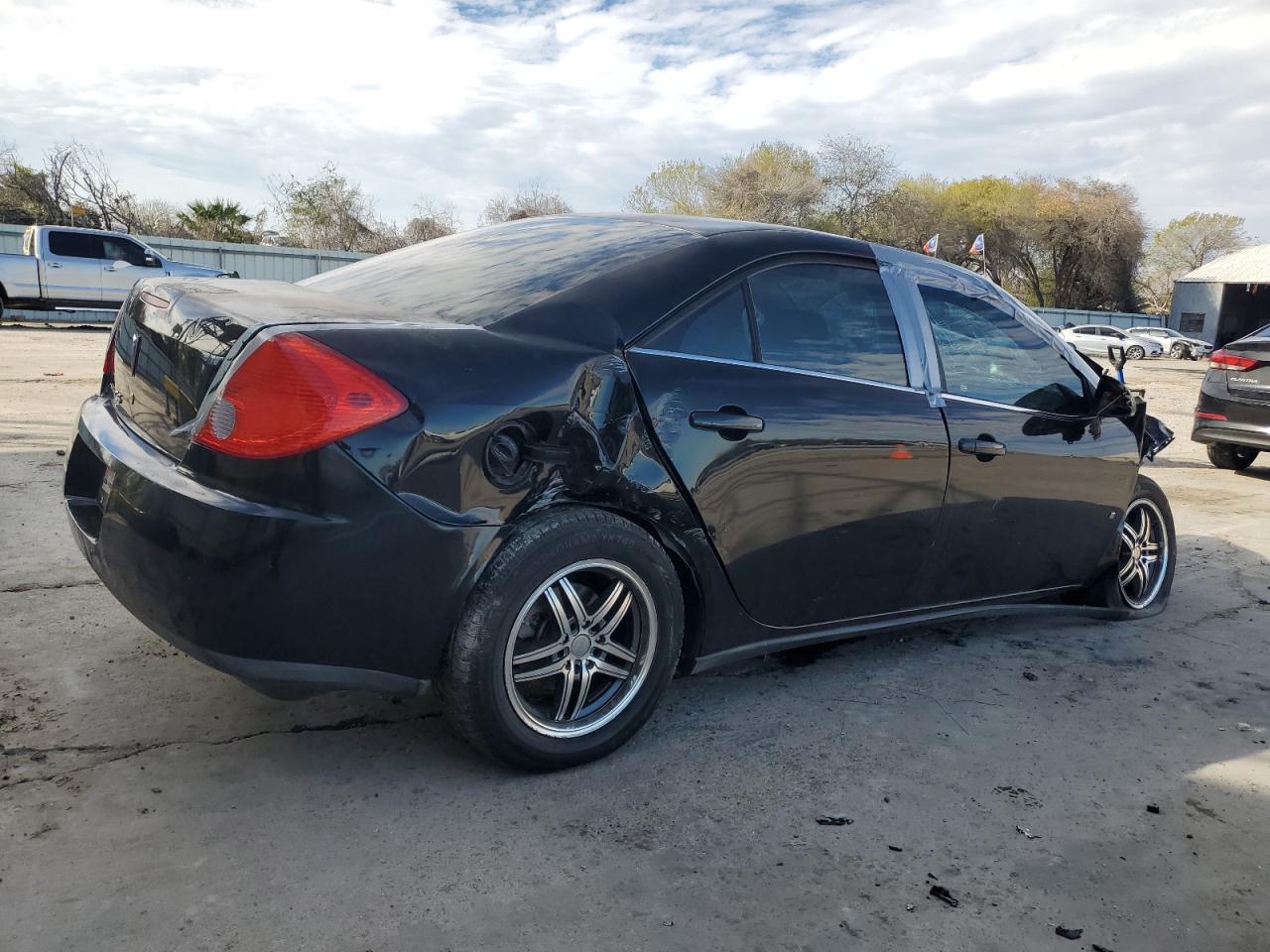 2008 Pontiac G6 - Image 3