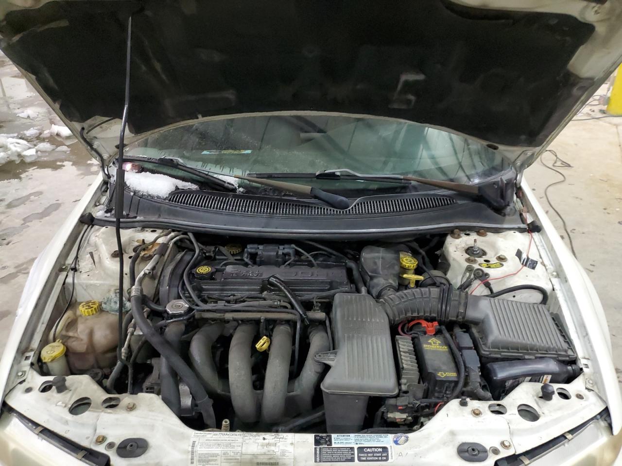 2000 Dodge Stratus - Image 11