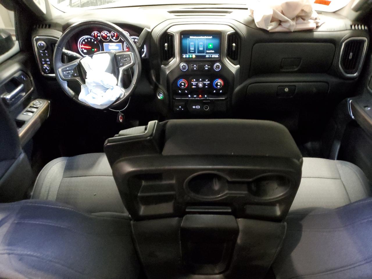 2022 Chevrolet Silverado - Image 8