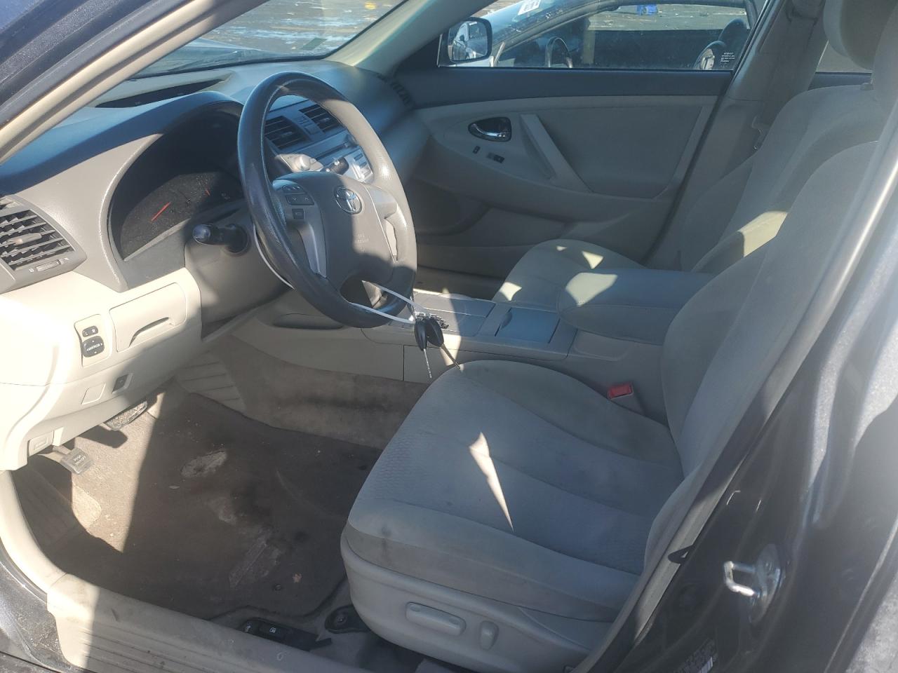 2010 Toyota Camry - Image 7