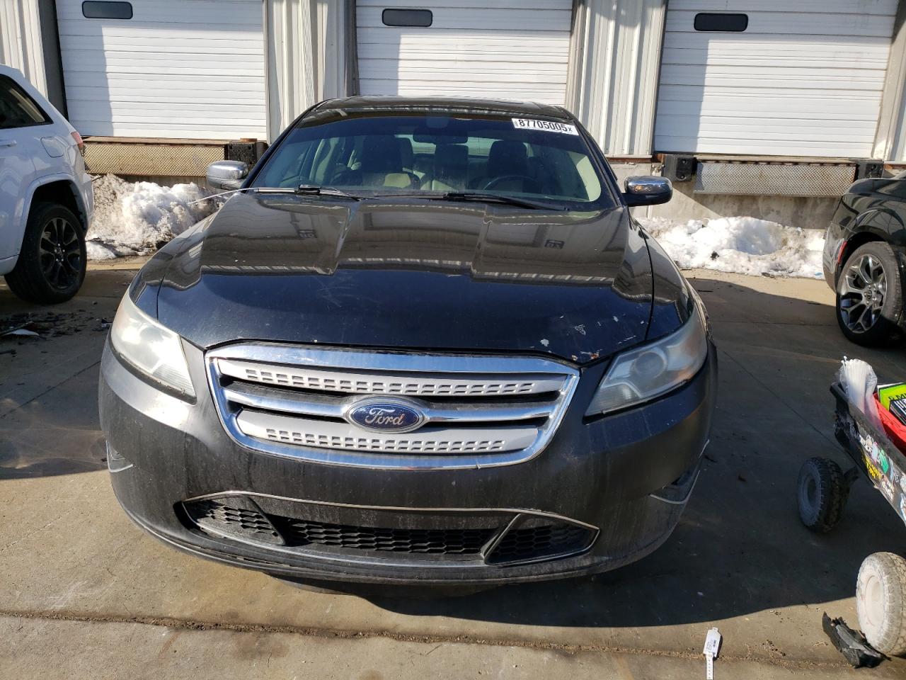 2010 Ford Taurus - Image 5
