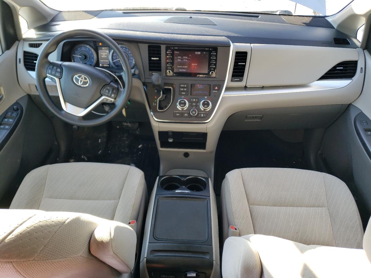 2019 Toyota Sienna - Image 8