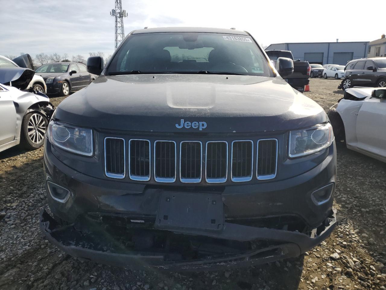 2015 Jeep Grand Cherokee - Image 5