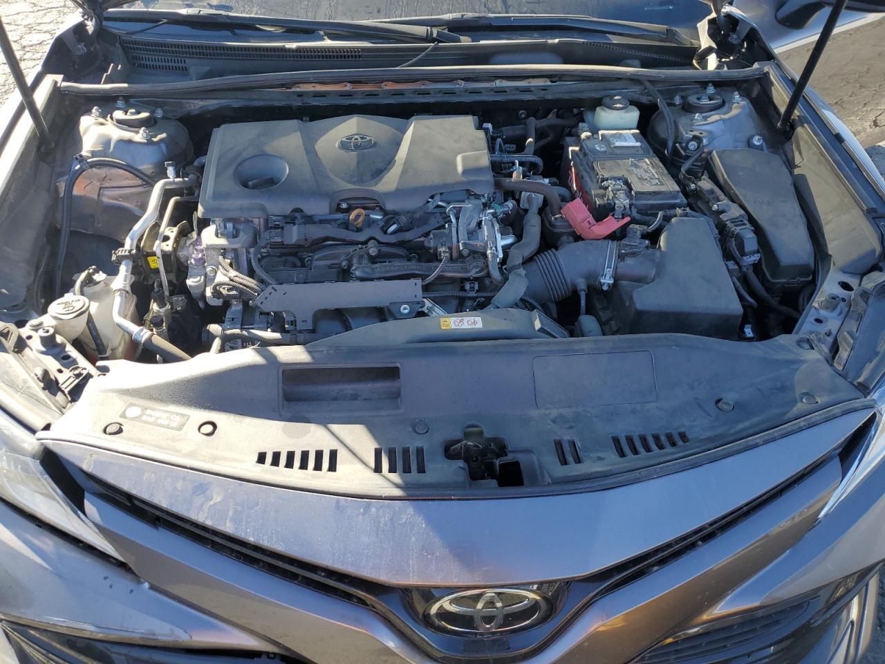 2018 Toyota Camry - Image 11