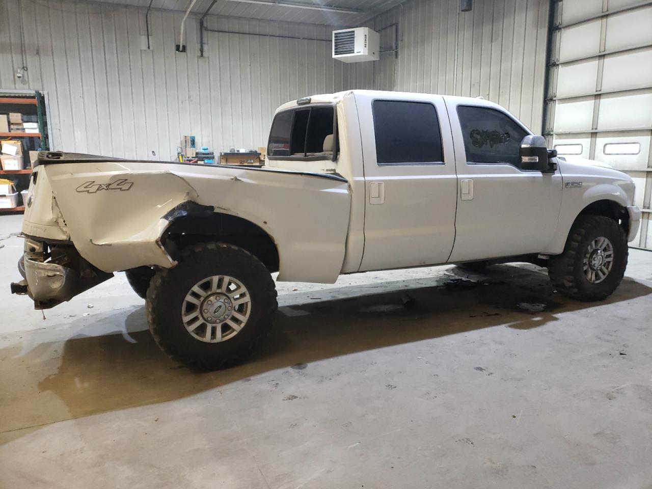 2005 Ford F250 - Image 3