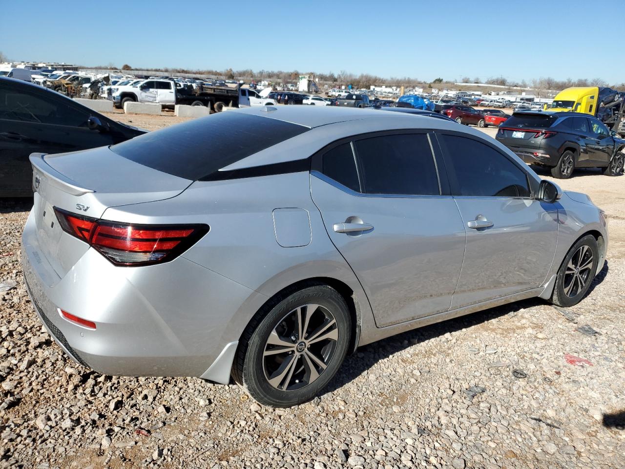 2020 Nissan Sentra - Image 3
