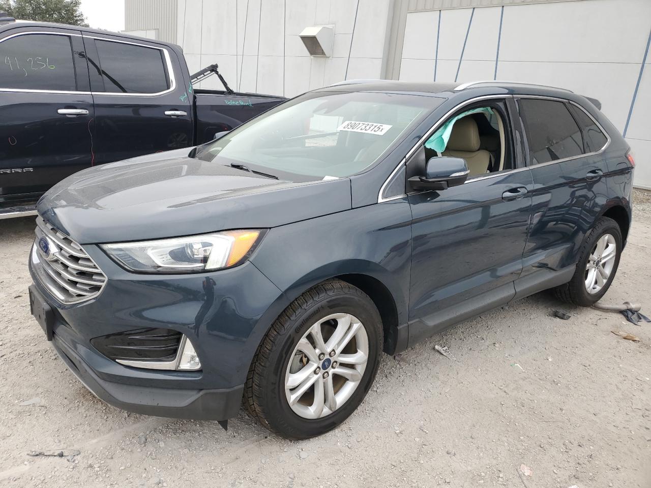 2019 Ford Edge - Image 1