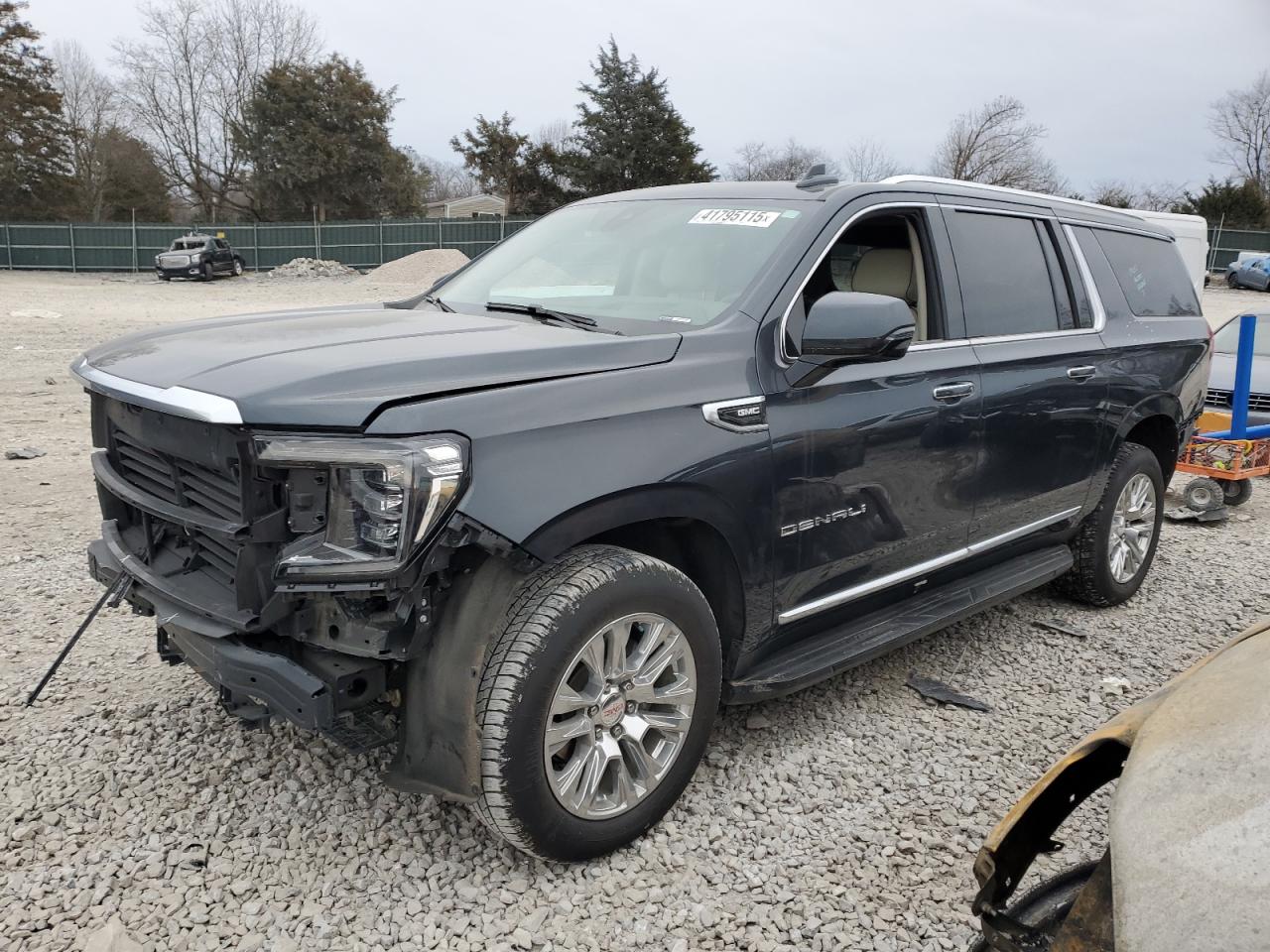 2022 GMC Yukon - Image 1