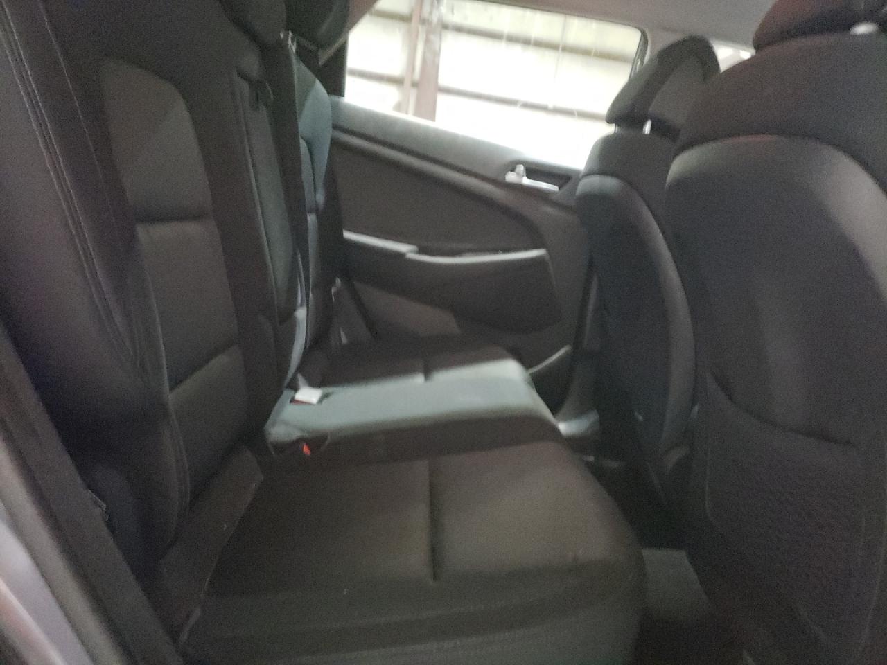 2016 Hyundai Tucson - Image 12