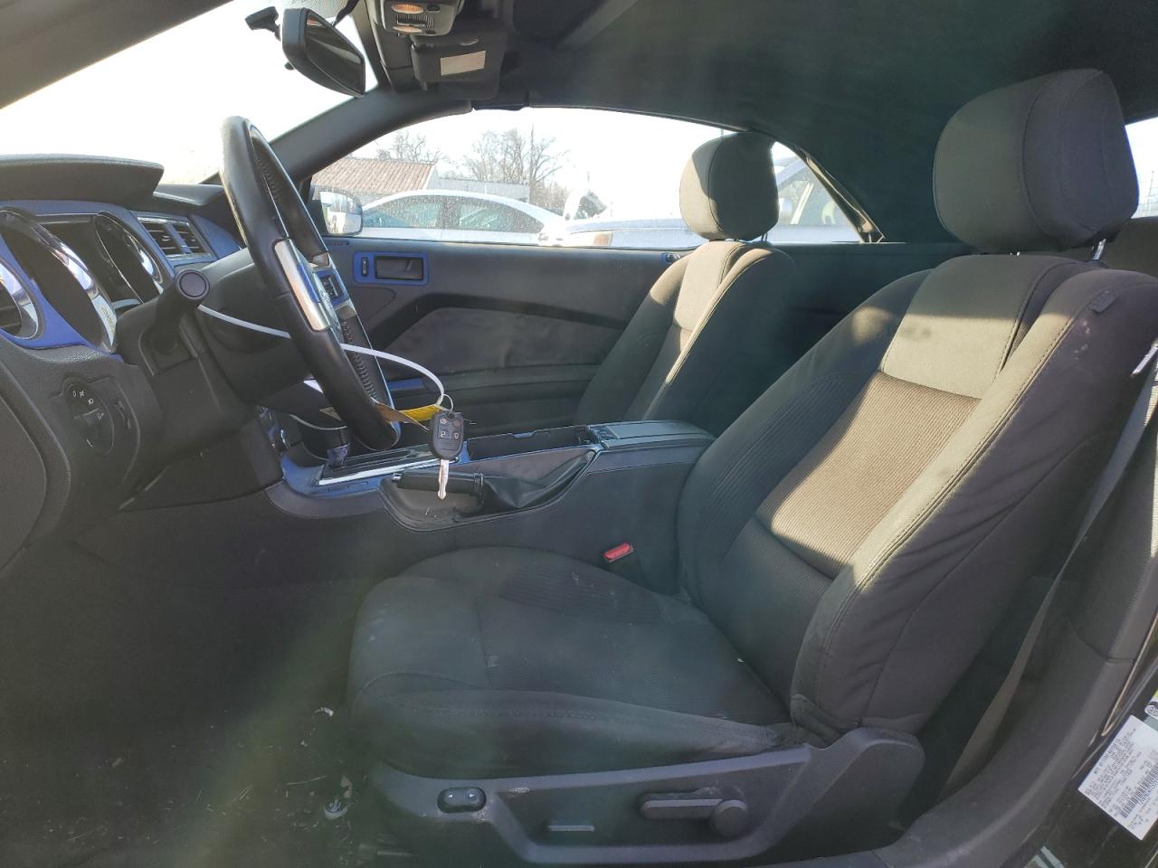 2014 Ford Mustang - Image 7