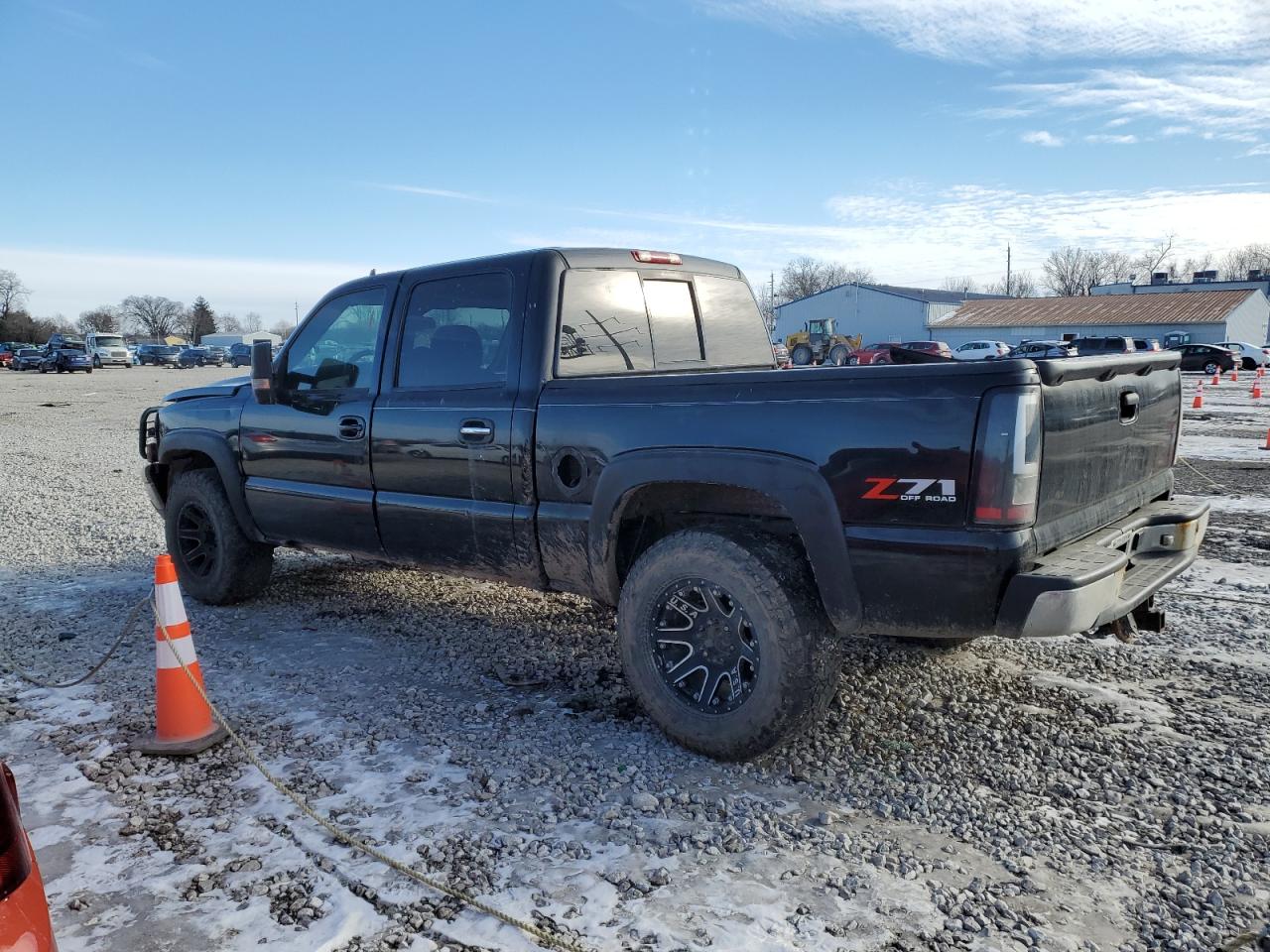 2006 Chevrolet Silverado - Image 2