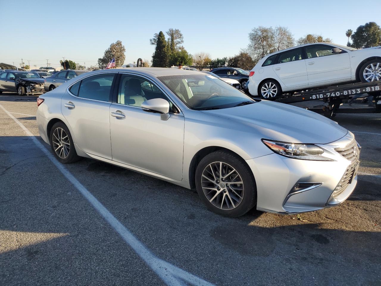 VIN 58ABK1GG5GU008274 2016 LEXUS ES350 no.4