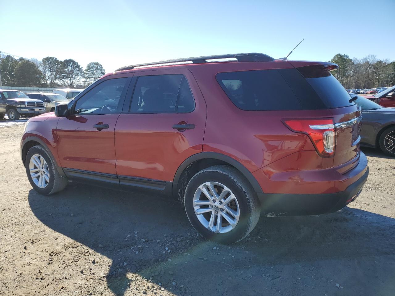 2014 Ford Explorer - Image 2