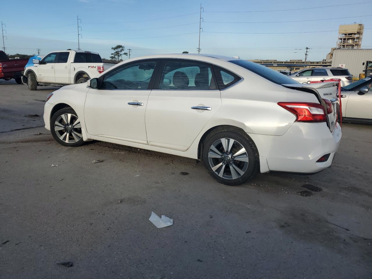 2019 Nissan Sentra - Image 2