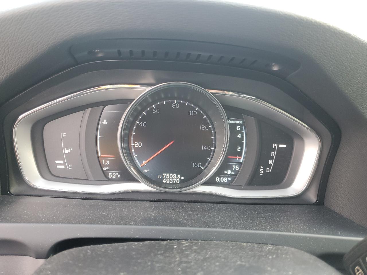 2015 Volvo V60 - Image 9