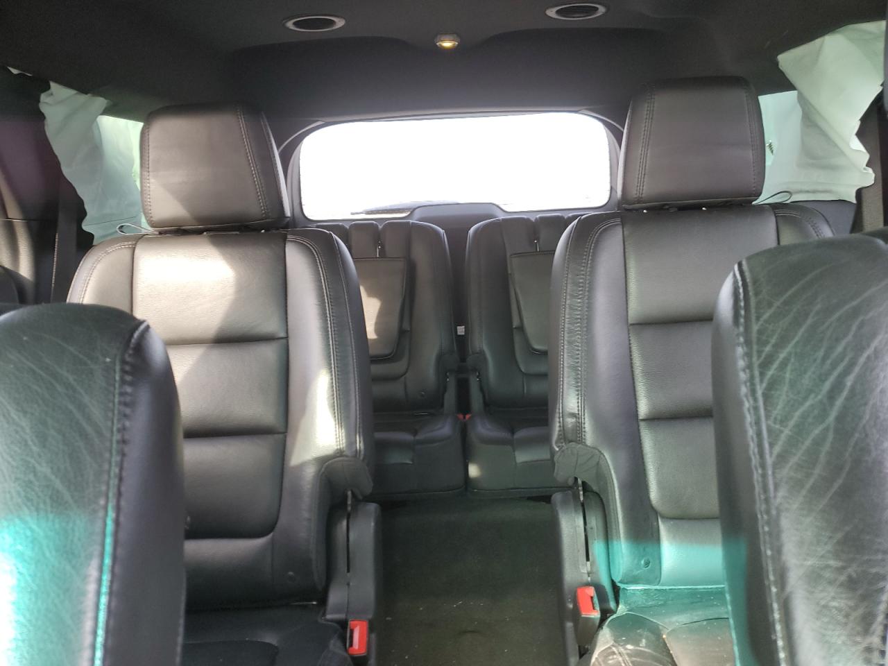 2013 Ford Explorer - Image 10