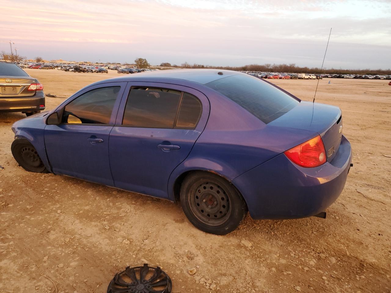 2008 Chevrolet Cobalt - Image 2