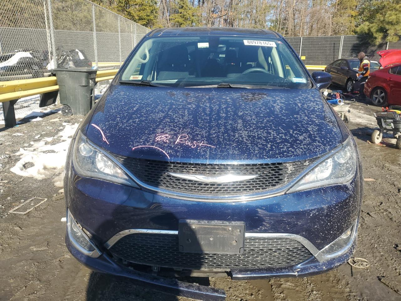 2018 Chrysler Pacifica - Image 5