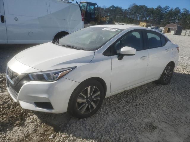 2022 Nissan Versa Sv