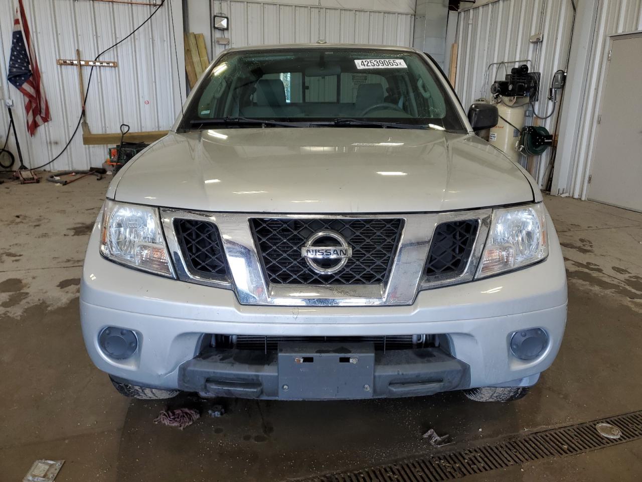 2016 Nissan Navara (Frontier) - Image 5