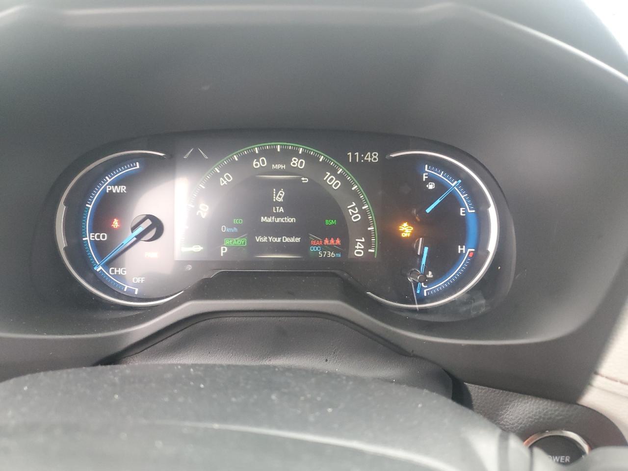 2024 Toyota RAV 4 - Image 9