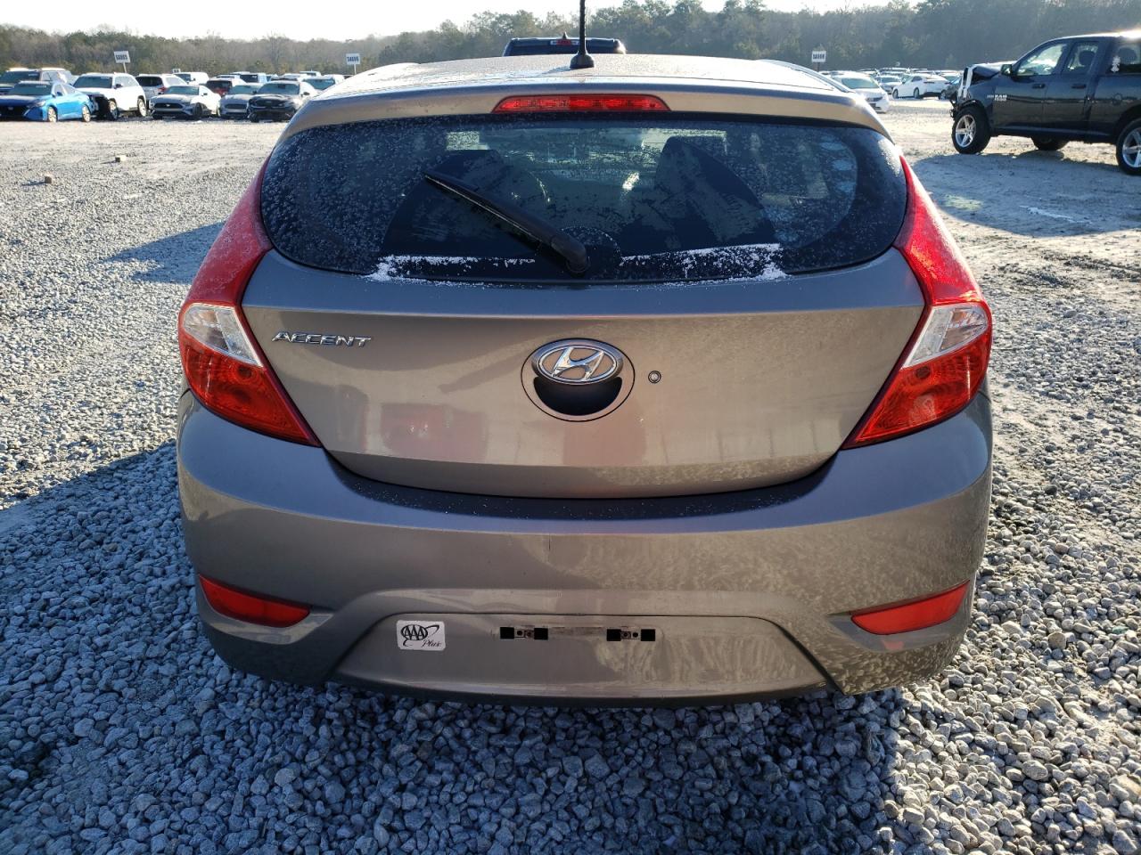 2013 Hyundai Accent - Image 6