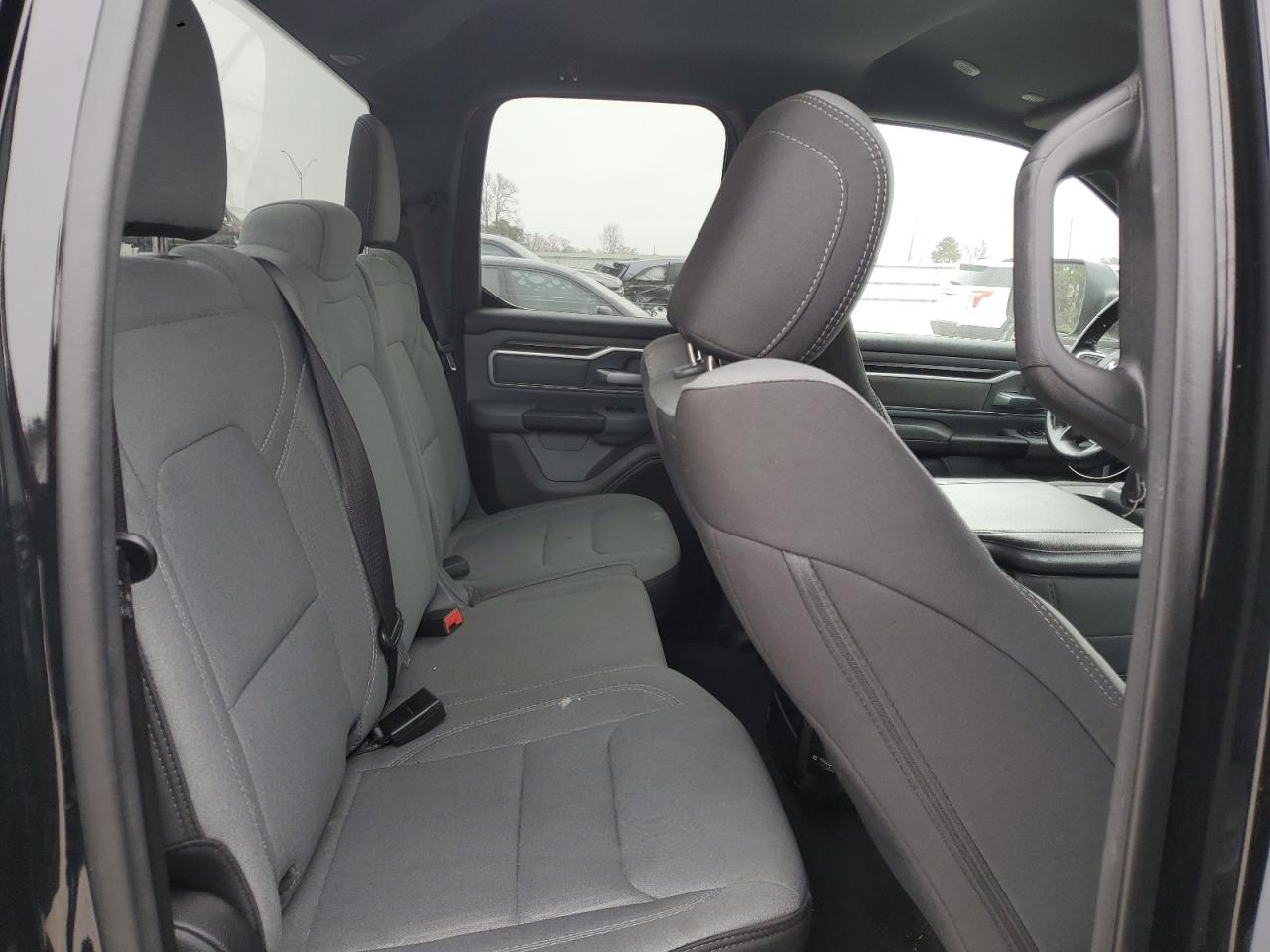 2022 RAM 1500 - Image 10