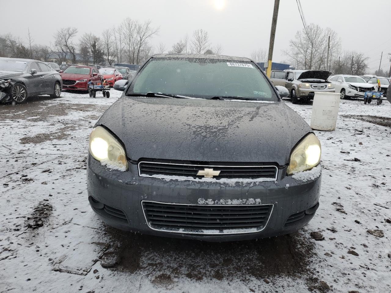2011 Chevrolet Impala - Image 5