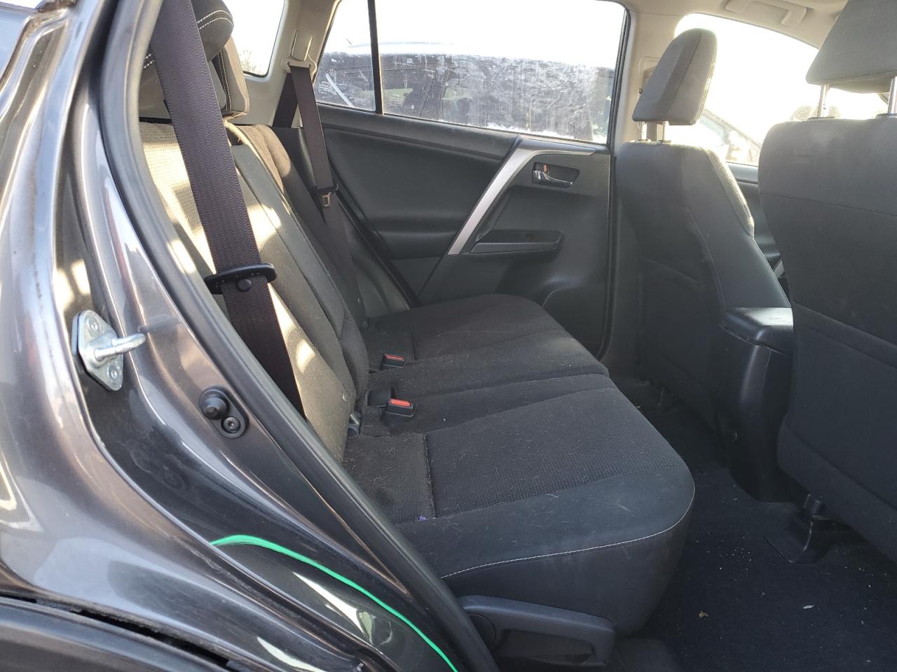 2016 Toyota RAV 4 - Image 11
