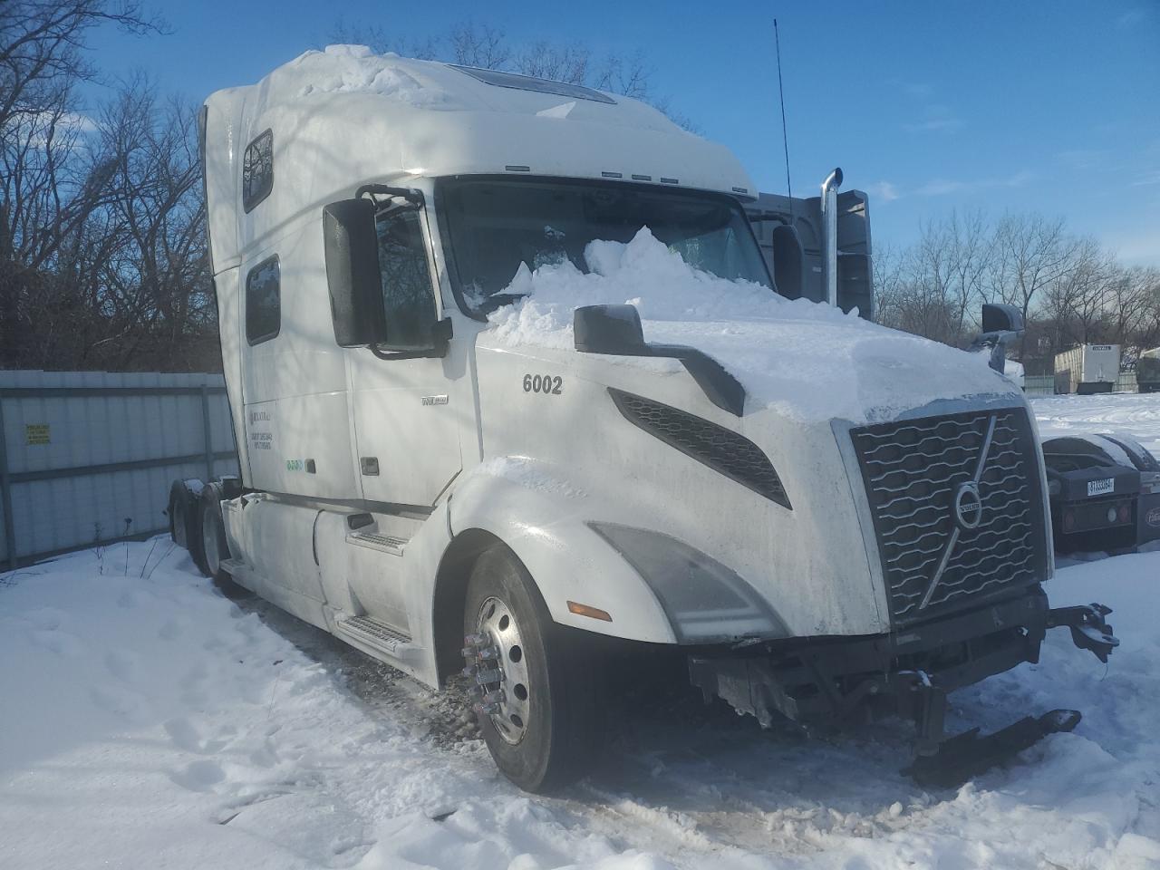 2021 Volvo Vn Vnl for Sale in Kansas City, KS - Front End