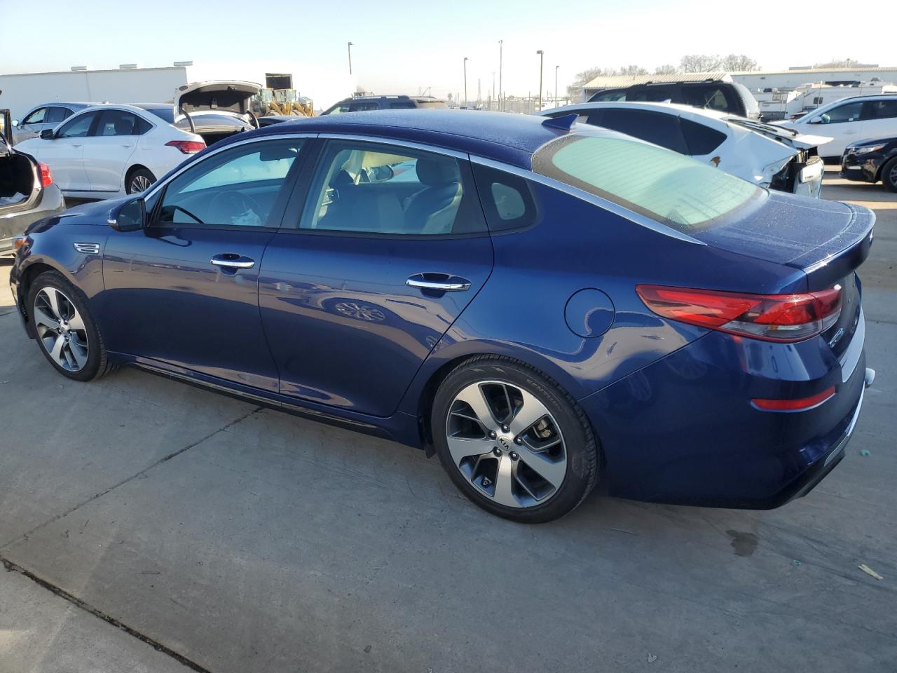 2020 Kia Optima - Image 2
