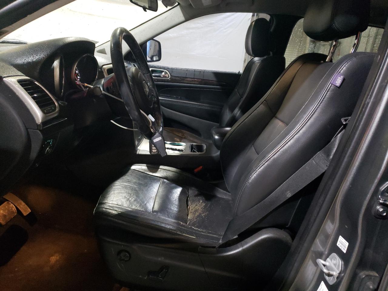 2012 Jeep Grand Cherokee - Image 7