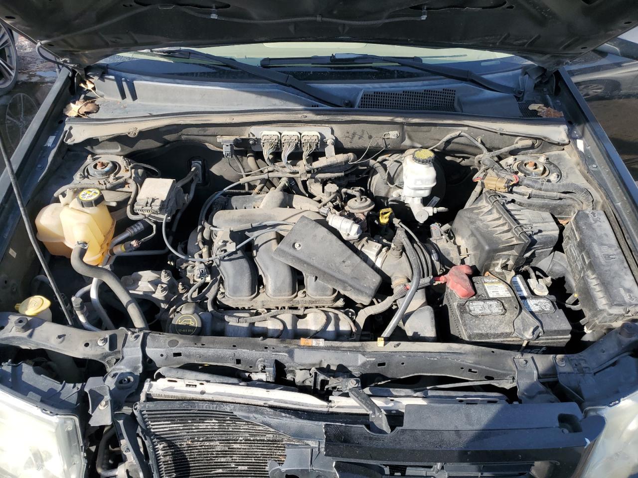 2008 Ford Escape - Image 12