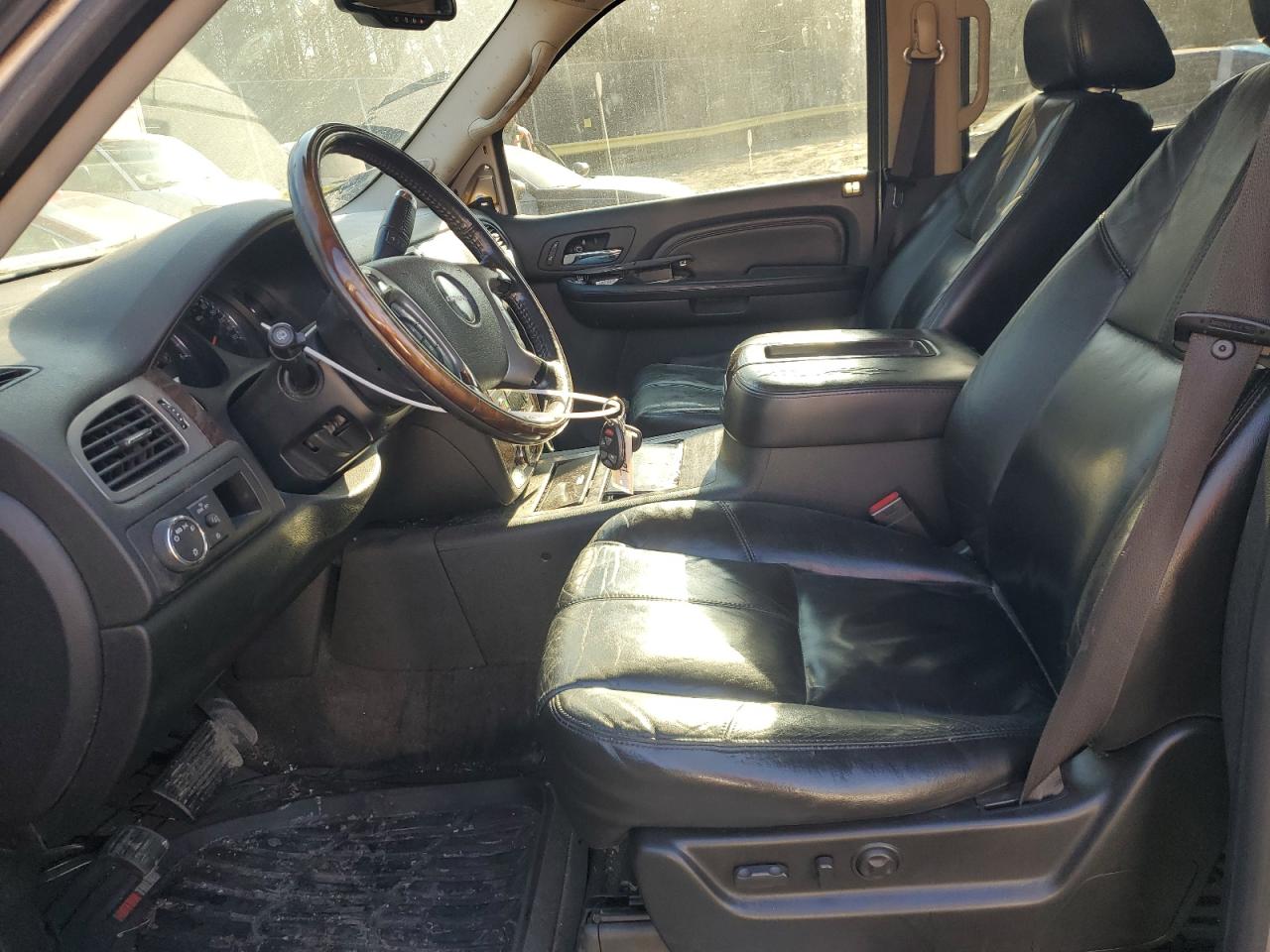 2008 GMC Yukon - Image 7