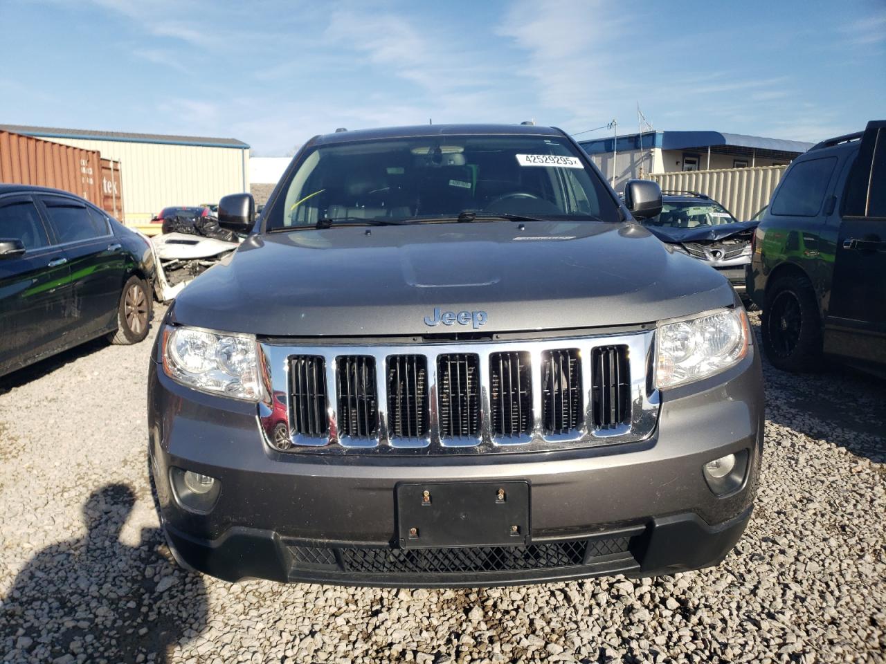 2012 Jeep Grand Cherokee - Image 5