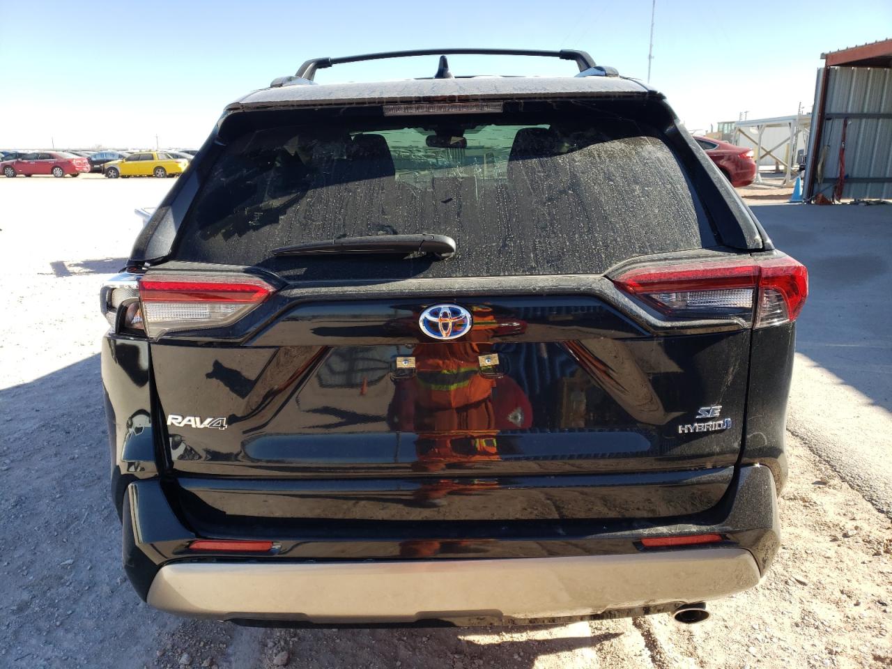 2023 Toyota RAV 4 - Image 6