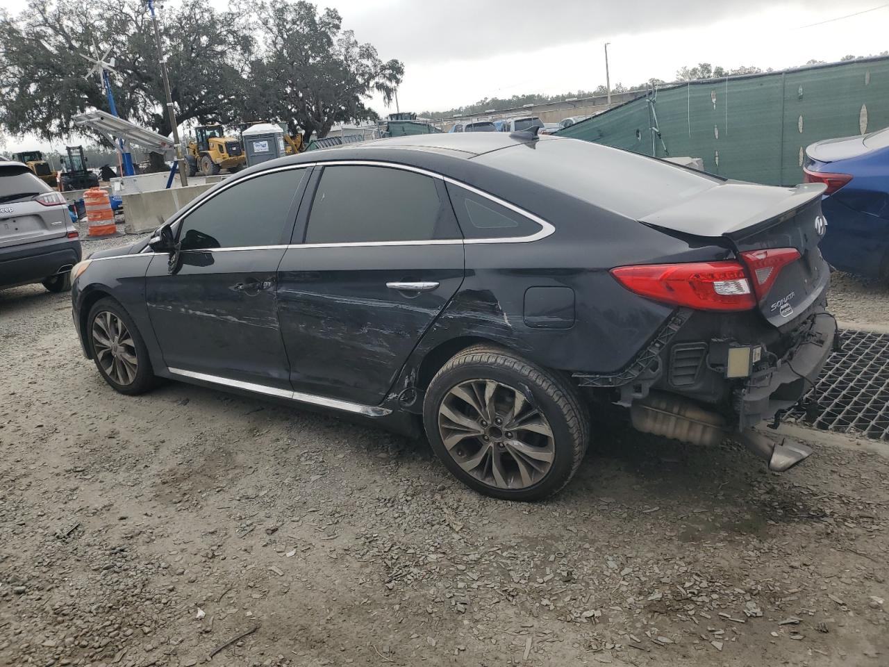 2015 Hyundai Sonata - Image 2